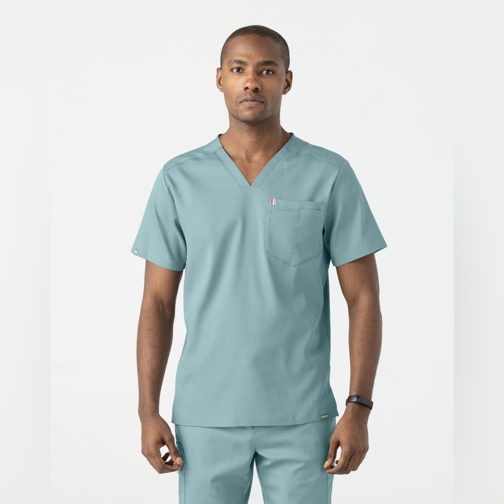 Stone blue TENCEL Crevan top with Java tapered scrub pant in small